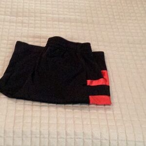Men’s jogging shorts. Size M